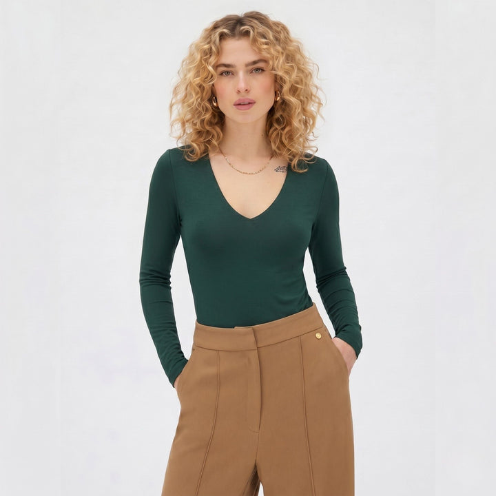 Arielle | Women’s Structured Shoulder V-Neck Top