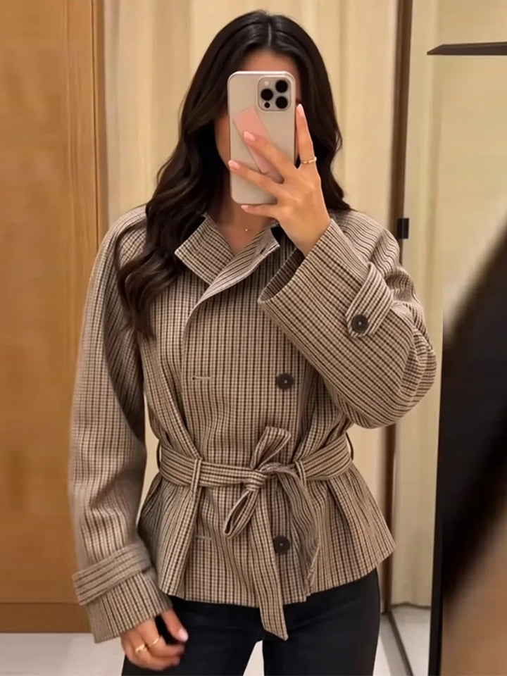 Bravellea | Women's Brown Plaid Double-Breasted Short Trench Coat 3