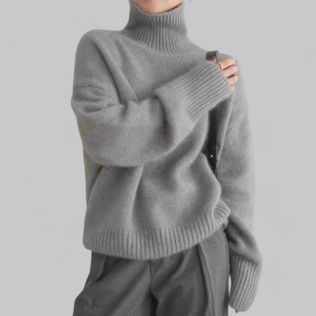 Auremira | Women's Luxury Pure Cashmere Oversized Turtleneck Sweater 6