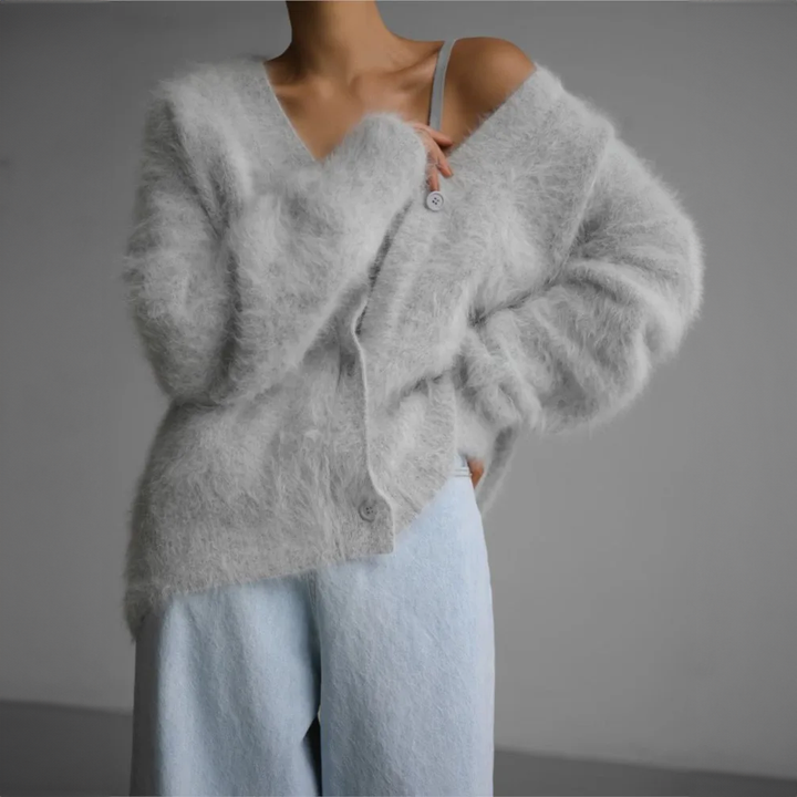 Casmielle | Women's Luxury Oversized Cashmere Cardigan 4