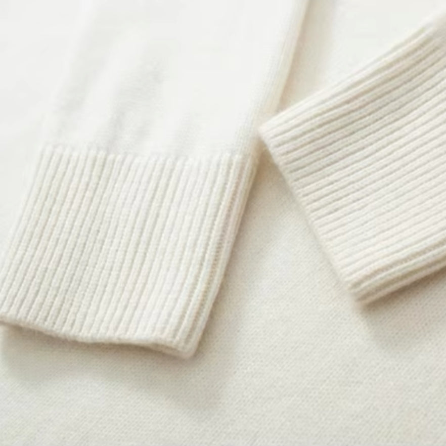 Auremira | Women's Luxury Pure Cashmere Oversized Turtleneck Sweater 4