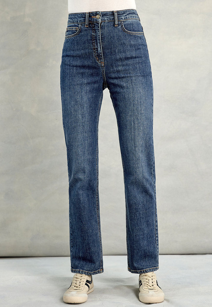 Danielle | Women’s Straight-Leg Stretch Jeans with Five Pockets 2