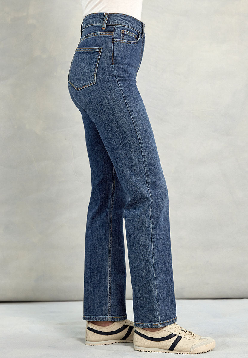 Danielle | Women’s Straight-Leg Stretch Jeans with Five Pockets 4