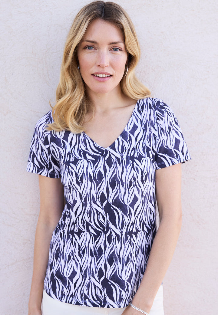 Elodie | Women’s Pure Cotton Slub V-Neck T-Shirt 2
