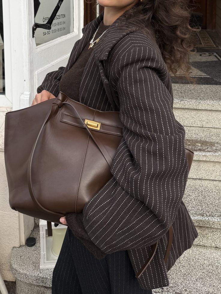Vellorane | Women's Elegant Vegan Leather Shopper Tote Bag 6