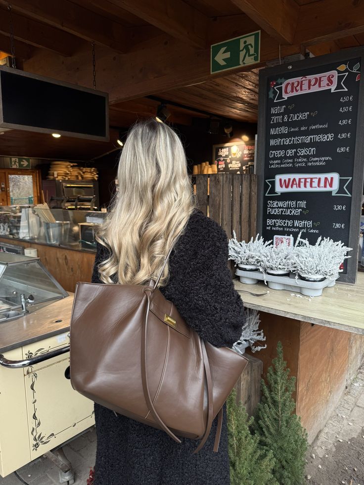 Vellorane | Women's Elegant Vegan Leather Shopper Tote Bag 20