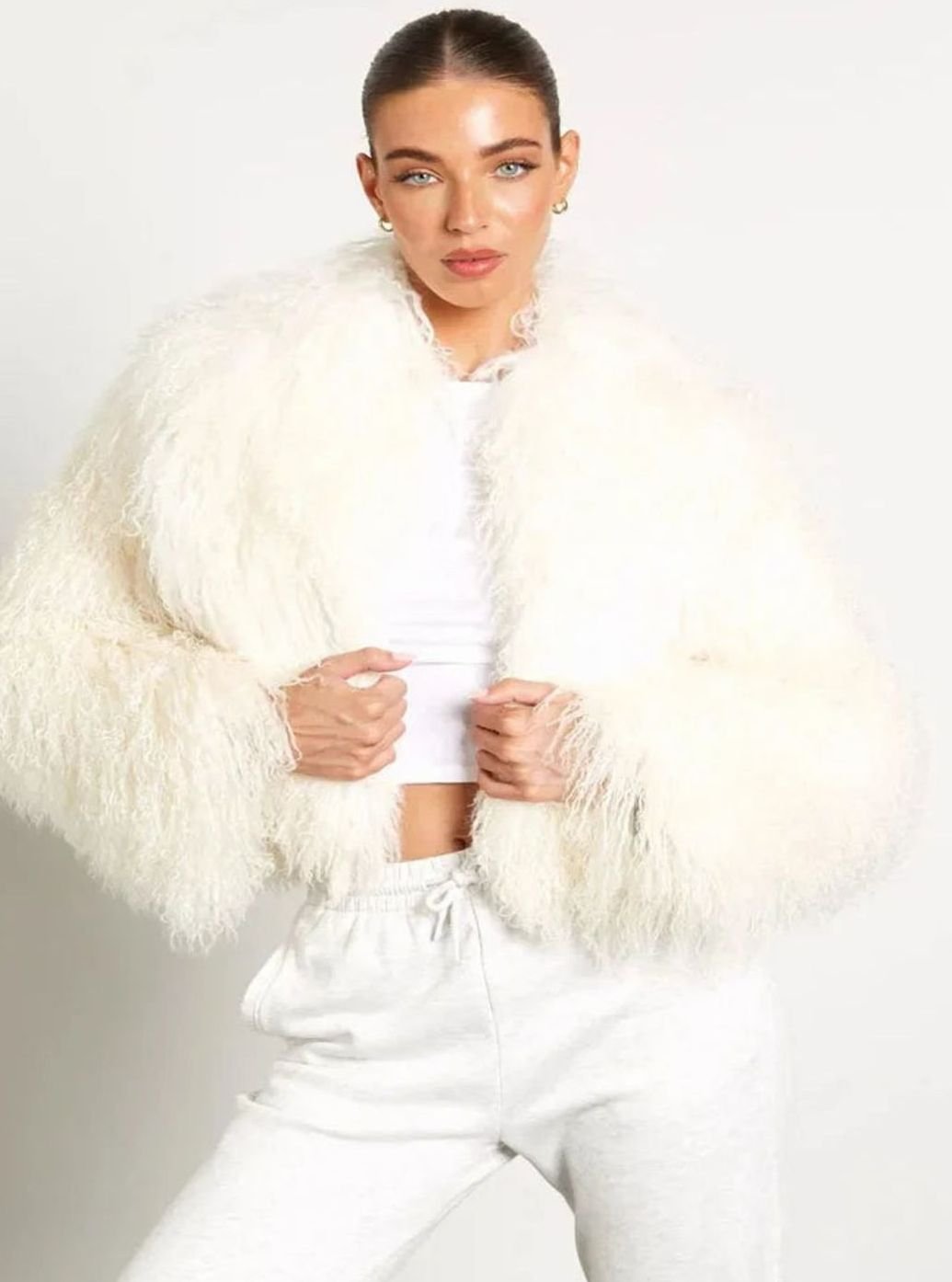 Teddelisse | Women's Cropped Teddy Faux Fur Jacket – Plush Long-Sleeve Winter Outerwear 9